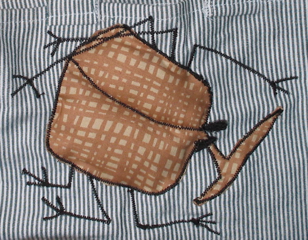 ムーチョさんの甥っ子さんの虫の絵をアップリケした作品